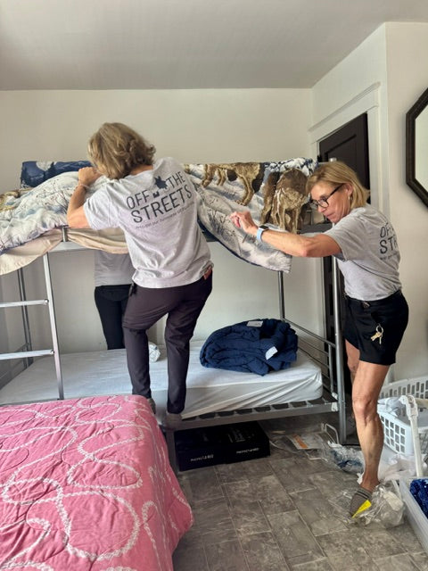 Off The Streets - Bedding